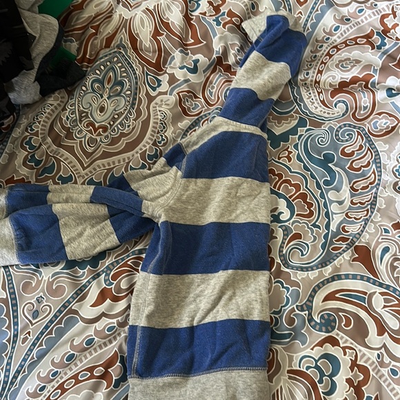 Boys striped zip up hoodie size 5t - Picture 3 of 4